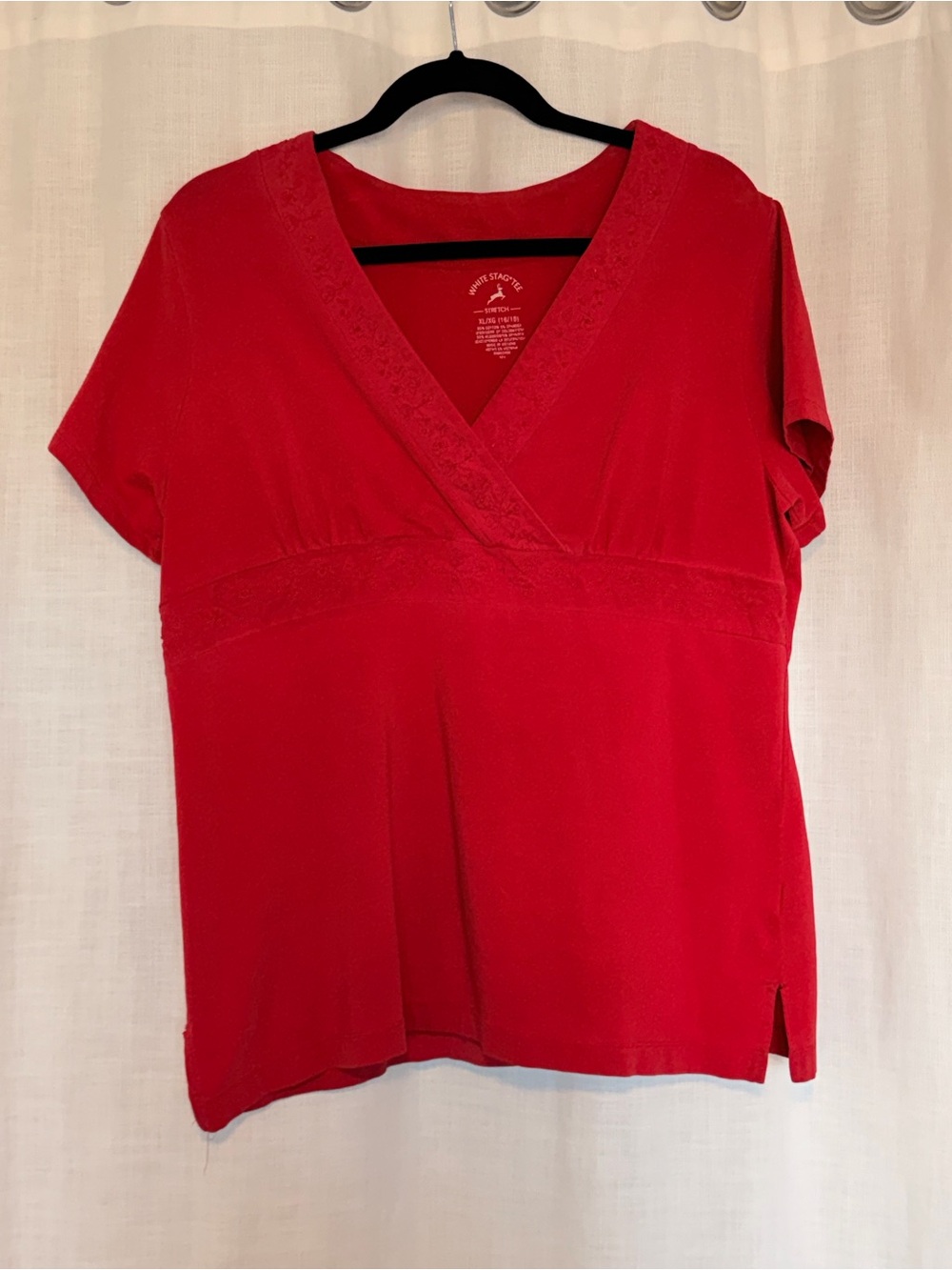 Red V-Neck Short Sleeve Women's Top - Brand Unknown